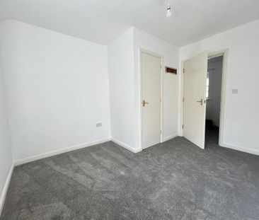 2 bedroom coach house to rent - Photo 4
