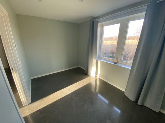 Låssbyvägen, Torslanda - Photo 1