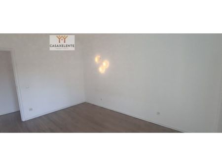 3 room luxury Apartment for rent in Cascais e Estoril, Portugal - Photo 2