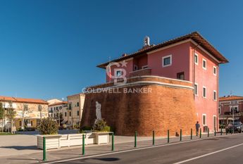 Villa in Affitto a Forte dei Marmi – Zona: Centro