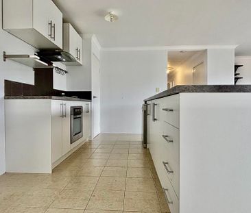 Neat and Tidy Home! - Photo 2
