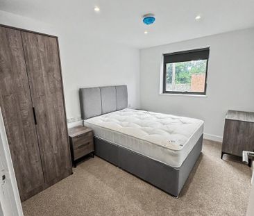 2 bedroom flat to rent - Photo 3