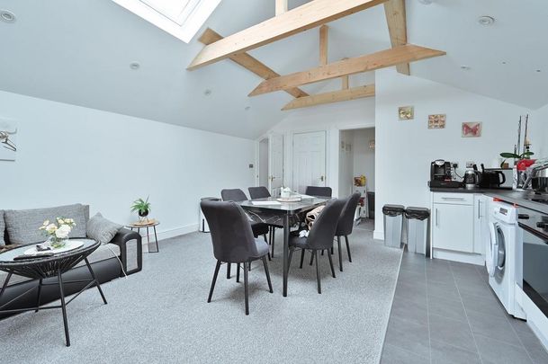 1 bedroom property to rent - Photo 1