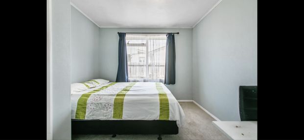 MANUREWA, 3 BEDROOMS - Photo 1