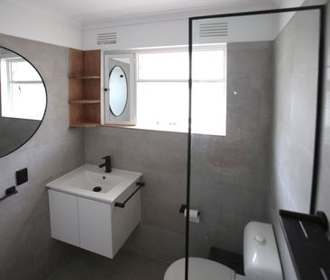 Low-Maintenance Living in a Vibrant City Fringe Pocket - Photo 6