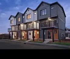 New 2 bedroom, 1.5 bath, sgl garage, 1000sqft townhouse. Price is per room. | Edmonton - Photo 1