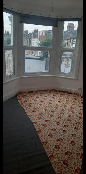 Room in a Shared House, Clandon Road, IG3 - Photo 1