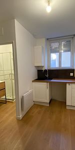 Location Appartement 2 pièces 23m² - Photo 3