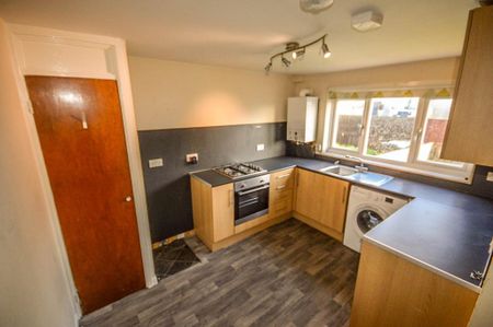 3 bedroom terraced house to rent - Photo 4