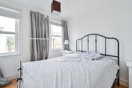 2 bedroom flat to rent - Photo 5