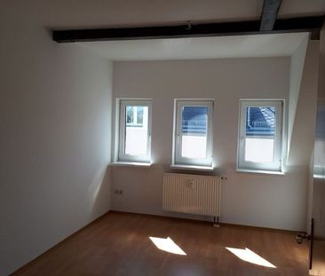 GerÃ¤umige 3 Raum Wohnung in Zwickau zu vermieten - Photo 5