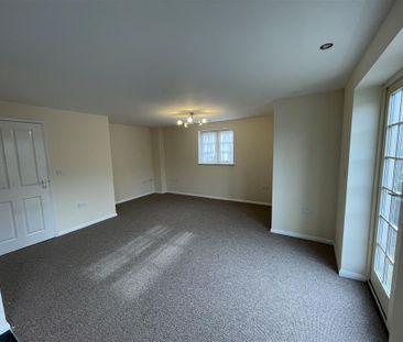 Tiger Court, Burton-on-Trent - Photo 1