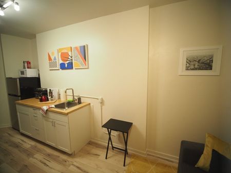 For Lease - 210 Wilson Street Unit# D, Hamilton, Ontario - Photo 2