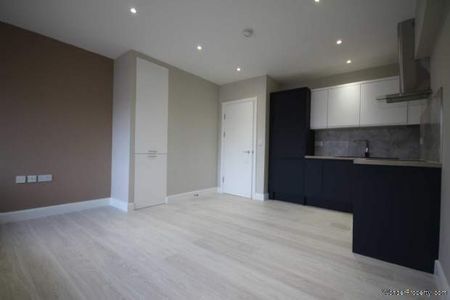 1 bedroom property to rent in Aylesbury - Photo 3