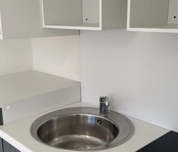 Teilmöbliertes Apartment in sehr guter Westendlage ! - Foto 1