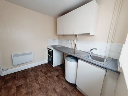 2 Bedroom Flat to Rent in Montagu Street, Kettering, Northants, NN16 - Photo 5