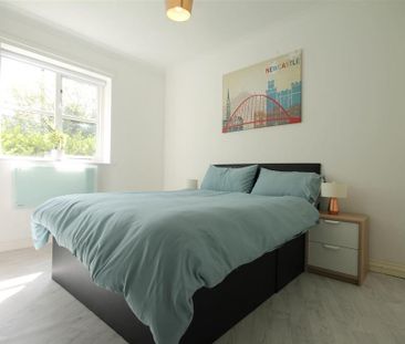 3 bedroom apartment to rent - Photo 6