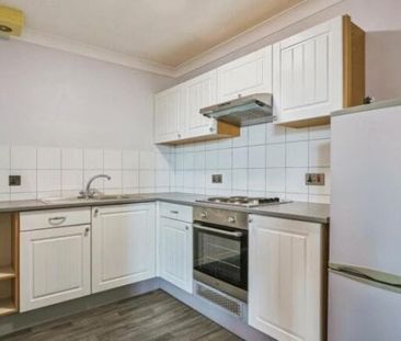 Sunnyhill Court, Parkstone - Photo 4