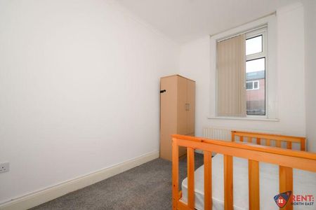 4 bedroom terraced house to rent - Photo 4