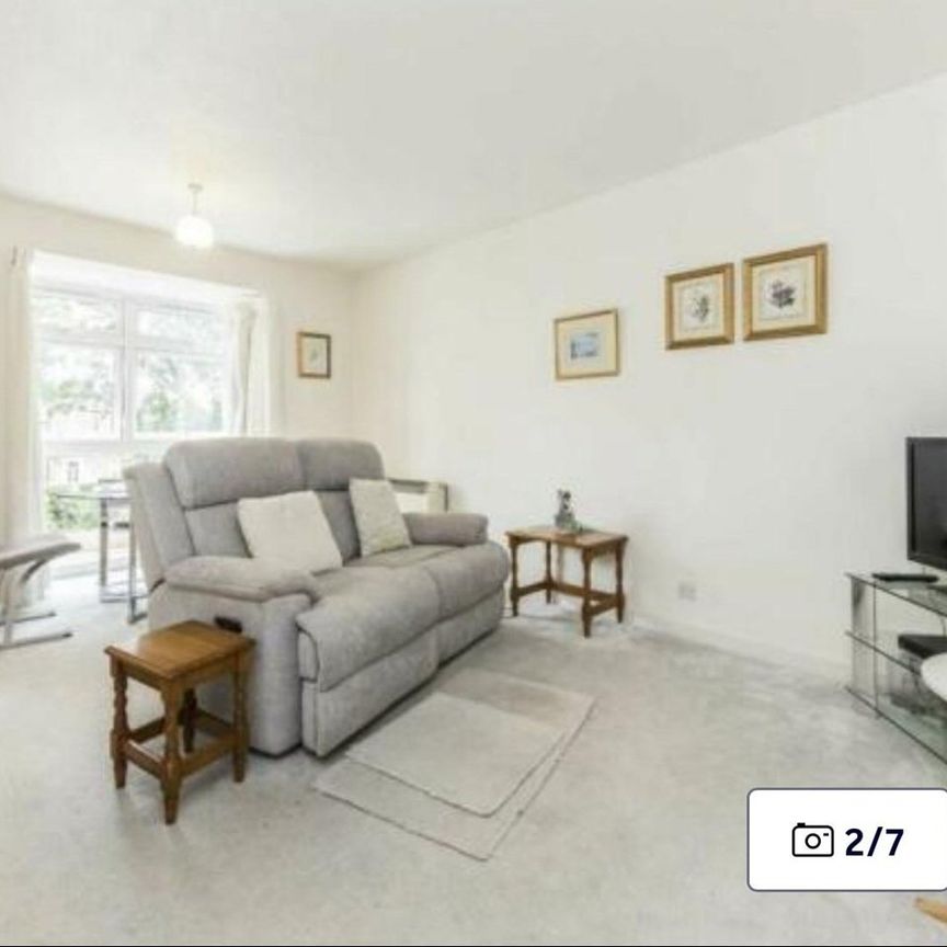 2 Bed Flat, Harriers Close, W5 - Photo 1