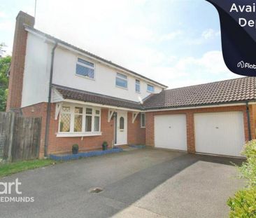 4 bedroom detached house to rent - Photo 2