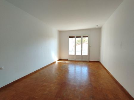 Appartement 3 pièces 84m2 MARSEILLE 10EME 851 euros - Photo 4