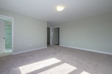 For Lease - 3650 SOUTHBRIDGE Avenue, London South, Ontario - Photo 3