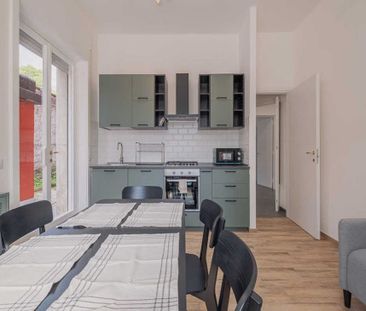 Via Gualtiero Castellini, Rome, Lazio 00197 - Photo 4