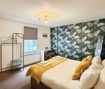 2 bedroom property to rent East Street, BN1 - Photo 4