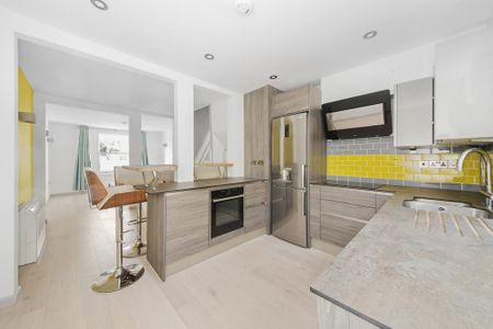 2 bedroom apartment to rent - Photo 4