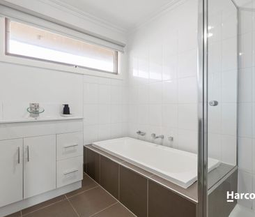 97 Kinlock Street, Bell Post Hill, Vic 3215 - Photo 1