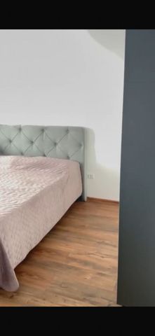 Aparatorii patriei jilavei cu parcare - Photo 2