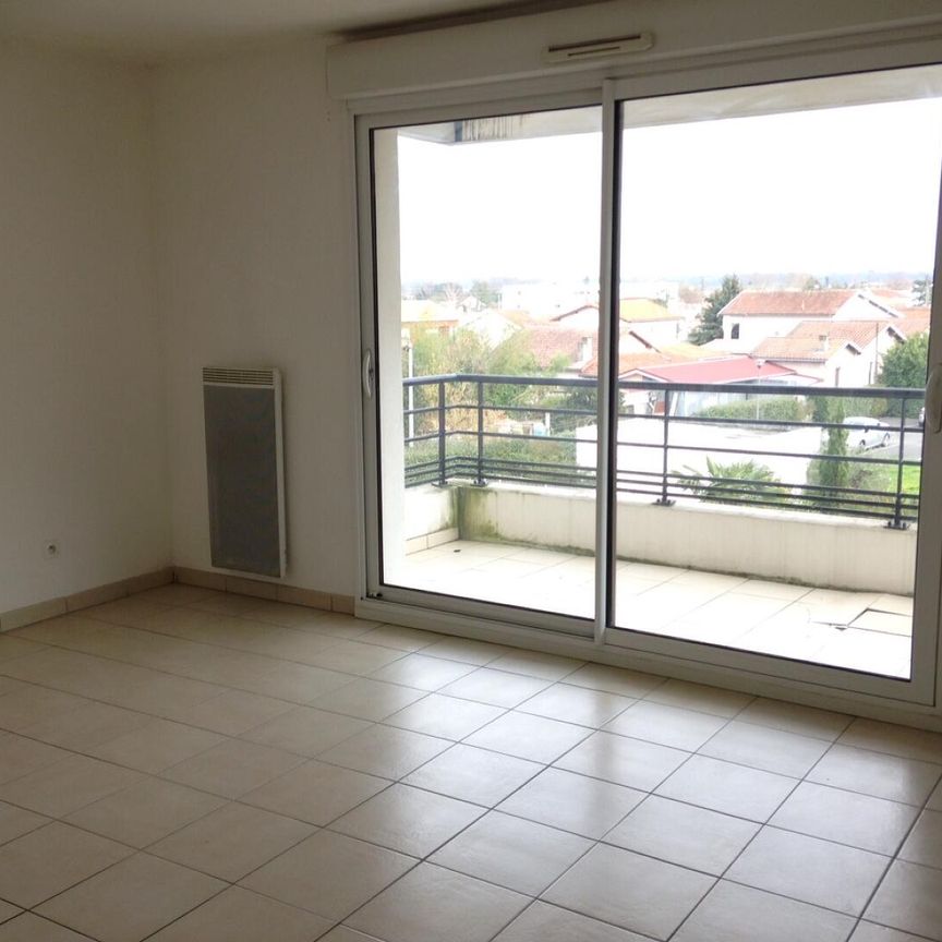 location Appartement T3 DE 53.9m² À BEGLES - Photo 1