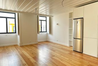 Apartamento T2 junto ao Forum Aveiro para arrendar