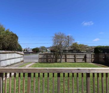 Naenae Living - Photo 2