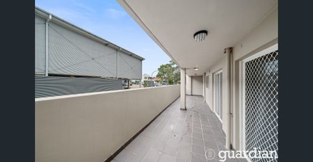 Spacious and stunning family home - perfect for entertaining and growing families - Photo 3