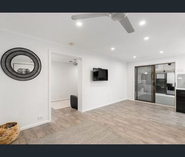 Hi, I'm versatile family living - Photo 5