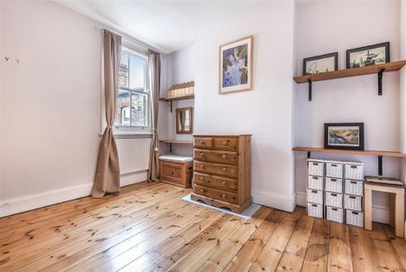 3 bedroom terraced house to rent - Photo 3