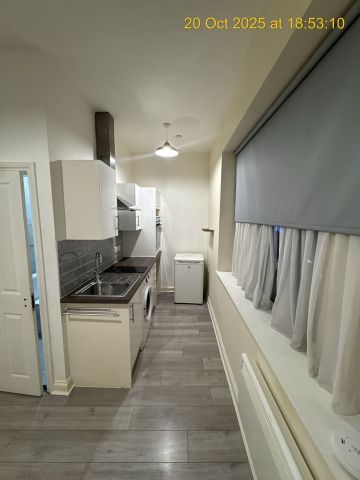 Studio Flat, London Road, SW16 - Photo 2