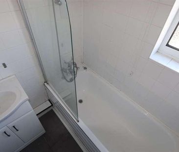Westcliff-on-sea, SS0 - Photo 5