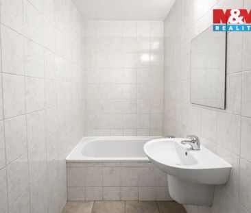 Pronájem bytu 1+kk, 32 m - Fotografie 2