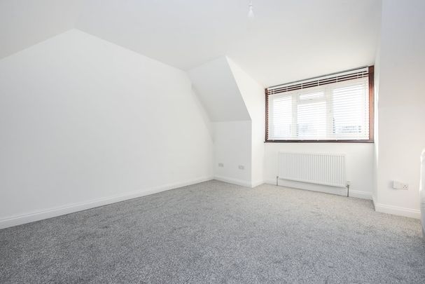 4 bedroom terraced house to rent - Photo 1