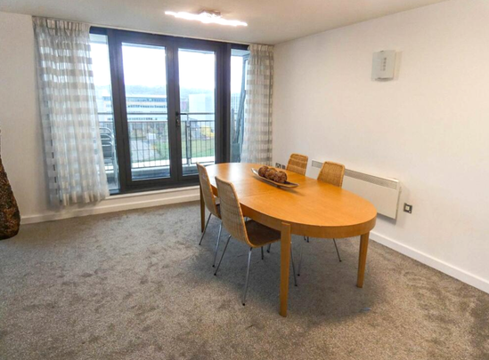 3 bedroom apartment to rent - Photo 1