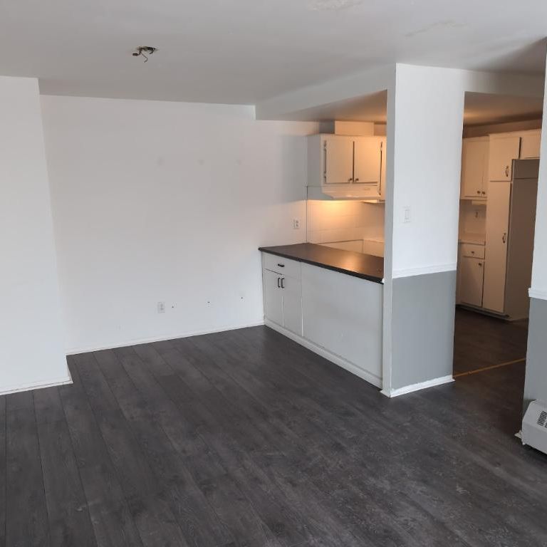 4 1/2 À LONGUEUIL 1425$ - Photo 1