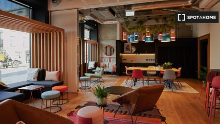 Silver En Suite for rent in Residence, in The Liberties - Photo 4