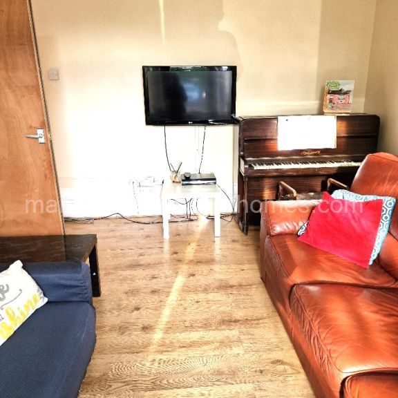 Egerton Road, Manchester, M14 6RD - Photo 1