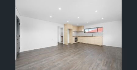 Freshly Renovated Home with Modern Charm in Ashcroft - Photo 5