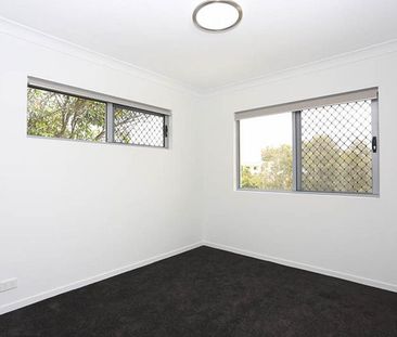 Contemporary Apartment - Secure Access - Photo 1