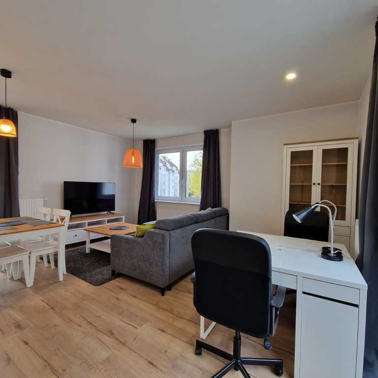 Apartament z dwoma tarasami i miejscem parkingowym - Zdjęcie 1