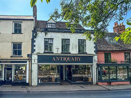 Gloucester Street, Malmesbury, SN16 - Photo 2